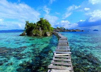 Menikmati Keindahan Bawah Laut Pantai Siladen Di Sulawesi Utara