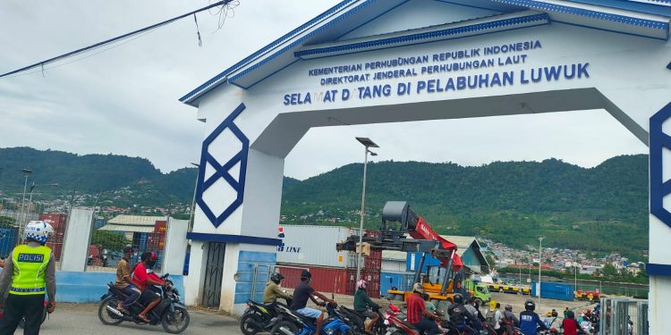 Pelabuhan Luwuk akan dijadikan Depo Peti Kemas