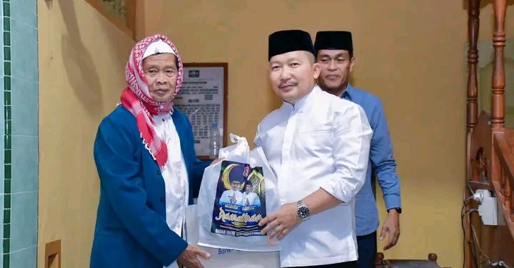 Bupati Banggai Amirudin Tamoreka (Dok.Dkisp kabupaten Banggai)