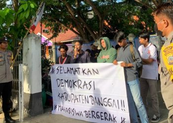 Hanya Terbukti Pelanggaran Kode Etik, Banggai Bergerak Pertanyakaan Independensi Bawaslu