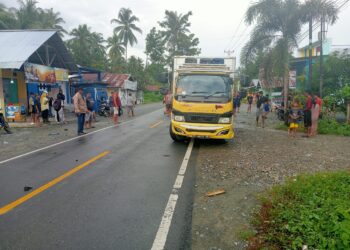 Hilang Keseimbangan, Dua Remaja di Nuhon Terpental Masuk ke Kolong Mobil