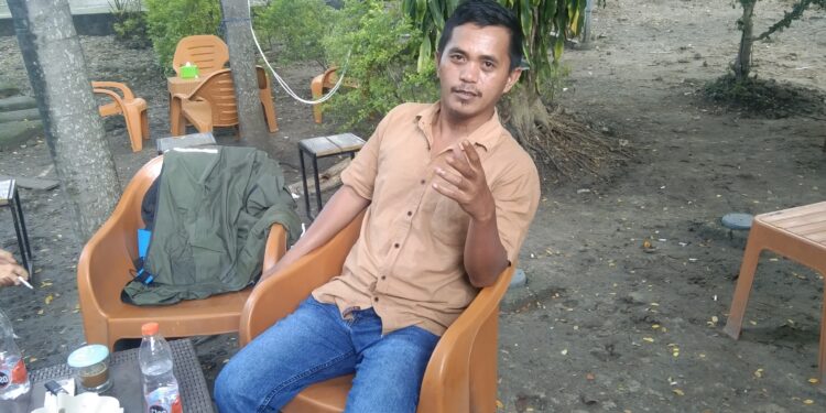 Fajri Warga Desa Uso, Kecamatan Batui, Kabupaten Banggai, Sulawesi Tengah Menyayangkan RDP di DPRD  di Tunda. (Dok.Kilasbanggai.com)