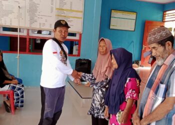Menjelang Lebaran Idul Adha, Pemdes Pulodalagan Serahkan BLTDD ke 19 KPM