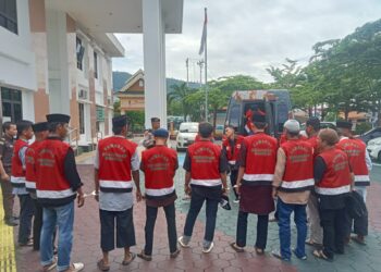 Jalani Persidangan, 18 Tahanan Dikawal Ketat Polres Banggai