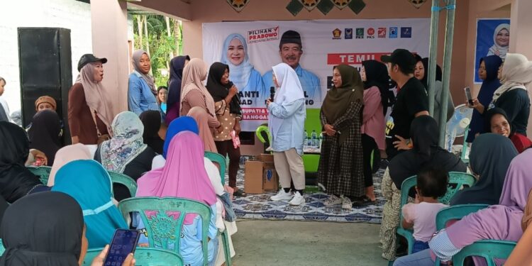 Calon Bupati Banggai Sulianti Murad Tatap muka bersama masyarakat kelurahan Bunta 2, kecamatan Bunta, kabupaten Banggai. (Dok. Ist)