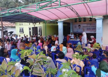 Prabowo-Gibran Beri Makan Gratis, Ma’Anti-Om Bali Beri Seragam Gratis untuk Anak Sekolah