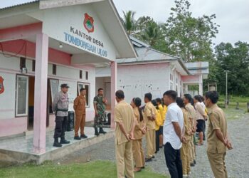 Pemdes Tombongan Ulos Laksanakan Apel Pagi, Kades Ingatkan pentingnya Kedisiplinan dan Semangat Kerja