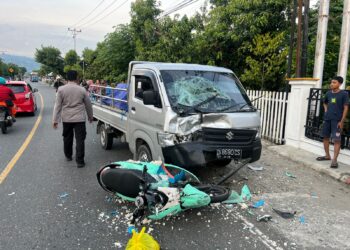 Polisi Evakuasi Korban Laka Lantas di Kintom, Satu Meninggal Dunia
