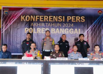 Kapolres Banggai Pimpin Konferensi Pers Akhir Tahun, Penyelesaian Kasus Capai 69%