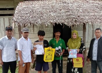 Dapat Bantuan KIT Dari Disdikbud Banggai, Ribuan Orang Tua Murid Ucapkan Terimakasih