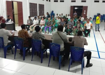 Kades Matanga Tak Hadiri Musyawarah APBDes 2025, Warga Kesal hingga Segel Kantor Desa