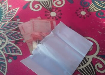 Tolak Hasil PSU, Paslon 03 Diduga Bujuk Rakyat Simra dan Toili Galang Petisi Dengan Uang 200 Ribu