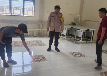 Geger,  Guru SMK Bunta dan Warga Temukan Sosok Yang Diduga Janin Bayi di Aula Sekolah