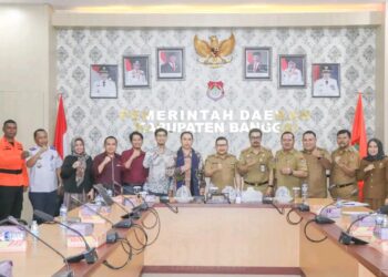 Komitmen Jaga Kelestarian Pesisir Bupati Banggai Buka Seminar Awal Implementasi Teknologi PEGAR