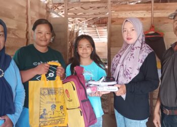 Disdikbud Banggai Salurkan 2.023 KIT untuk Siswa Kurang Mampu di 24 Kecamatan