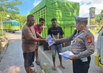 Satlantas Polres Banggai Sosialisasi Over Dimensi kepada Sopir Truk