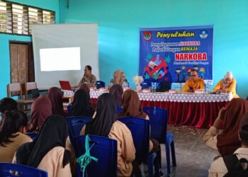 Polsek Bunta Sosialisasikan Bahaya Narkoba kepada Pelajar