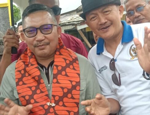 Bupati Amirudin Tamoreka dan Roike Lambidju Ketua Umum PABPDSI kabupaten Banggai. (Dok.Ist)