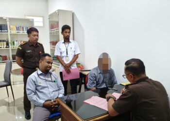 Polsek Batui Serahkan Tersangka Kekerasan Anak ke Kejaksaan
