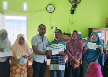 Pemdes Lambako Salurkan BLT Juli–September 2025 untuk 30 Warga