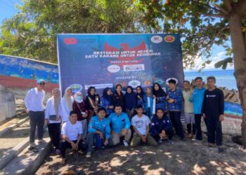 BEM Universitas Tompotika Gelar Aksi Lingkungan di Momen Kemerdekaan, Ikut Serta dalam Transplantasi Terumbu Karang