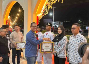 Sukses Kibarkan Bendera, Paskibra Banggai Dapat Apresiasi dari Kapolres