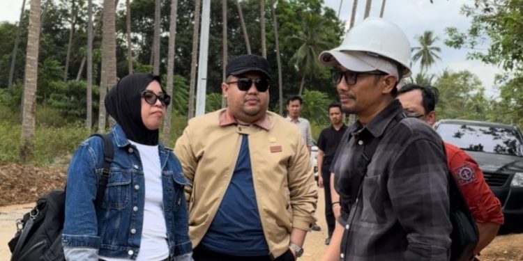 Komisi 3 DPRD Provinsi Sulawesi Tengah melakukan inspeksi mendadak (sidak) ke sejumlah perusahaan tambang nikel di Desa Siuna, Kecamatan Pagimana, Kabupaten Banggai, Kamis (21/8/2025)/Foto:Ist