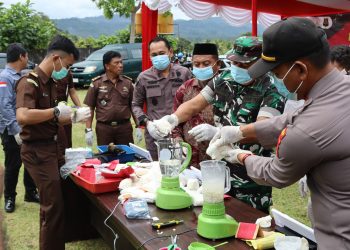 Kejari Banggai Laut Musnahkan Barang Bukti 14 Perkara Pidana