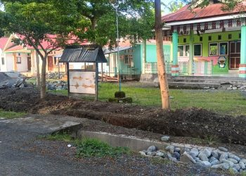 Tanpa Papan Informasi, Pembangunan Pagar TK dan Poskesdes Polo Bunta Dinilai Proyek Siluman