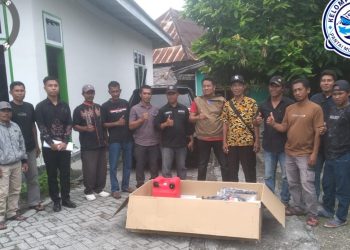 Nelayan Nonong Apresiasi Bantuan Mesin Tempel dari Legislator Muda Rika Syarifudin