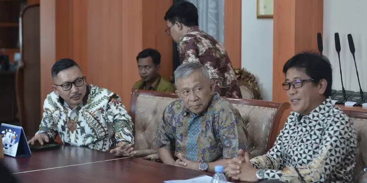 PT Banggai Energi Utama (BEU), perusahaan daerah milik Pemerintah Kabupaten Banggai bersiap membentuk anak perusahaan khusus untuk mengelola Participating Interest (PI) 10% di Blok Migas Senoro-Toili. (HO/Kilasbanggai)
