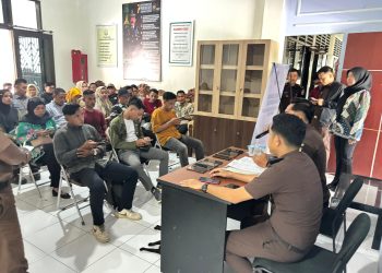 Kejari Banggai Laut Jual Barang Rampasan 9 Ponsel Senilai Rp11,6 Juta