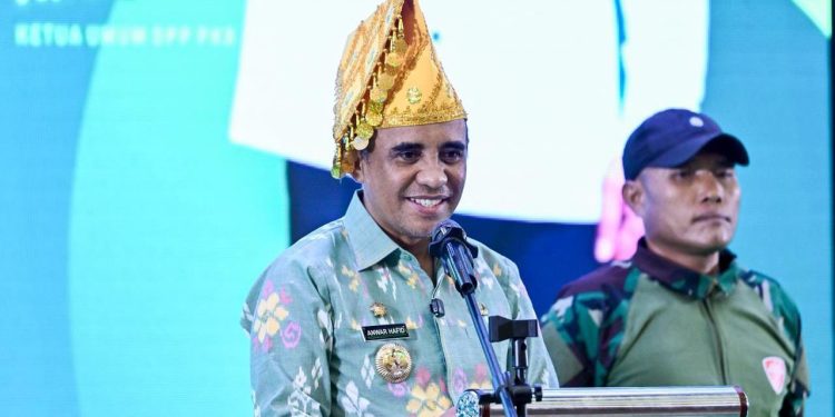 Gubernur Sulawesi Tengah, Dr. H. Anwar Hafid, M.Si, saat memberikan sambutan dalam pembukaan Muswil PKB Sulteng, di Aston Palu Hotel, Rabu (10/12/2025). Foto: Ist