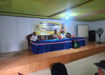 Hadir di Tengah Masyarakat, Kapolsek Bunta Kawal Reses DPRD Banggai dan Pastikan Kamtibmas Desa Toima Kondusif