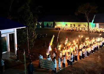 Sambut Ramadhan 1447 H, Ratusan Santri Ponpes Fathul Hikam Al Mubarak Gelar Pawai Obor Meriah