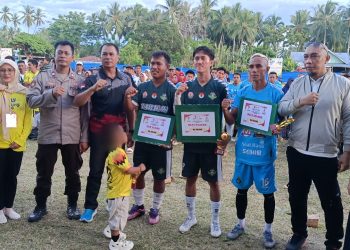 Bintang Lapangan Bersinar di Piala Bupati Banggai, Tiga Pemain Sabet Penghargaan Individu