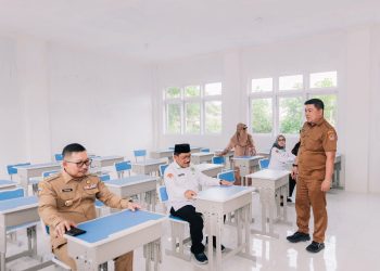 Bupati Banggai Resmikan Ruang Kelas Baru Mts Darul Ulum Toili