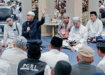 Retret Kepala Sekolah, Gubernur Anwar Hafid Ajak Dunia Pendidikan Dekat dengan Masjid