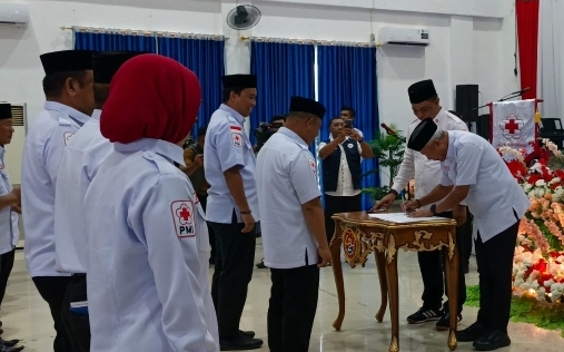 Bupati Sofyan Kaepa Hibahkan Mobil Operasional, Dorong PMI Banggai Laut Perkuat Kerja Kemanusiaan