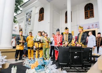 Pimpin Upacara Hardiknas 2026, Bupati Banggai Tegaskan Komitmen Pendidikan Bermutu