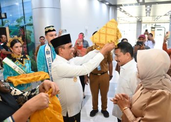 Tiba di Palu, Kajati Sulteng Baru Zullikar Tanjung Disambut Langsung Gubernur dan Jajaran Forkopimda