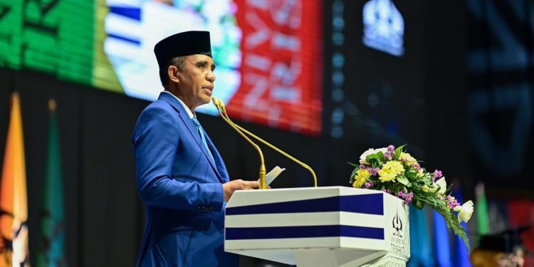 Di Hadapan Ribuan Wisudawan Trisakti, Gubernur Anwar Hafid Tegaskan Pendidikan Adalah Kontrak Sosial