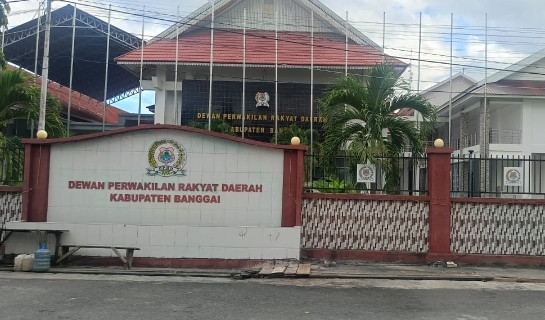 Gaji Rp35 Juta per Bulan, Fenomena ‘Kursi Kosong’ DPRD Banggai Jadi Sorotan