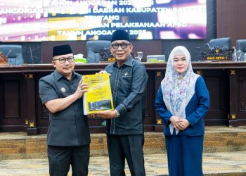 DPRD Banggai Terima Pertanggungjawaban APBD 2025