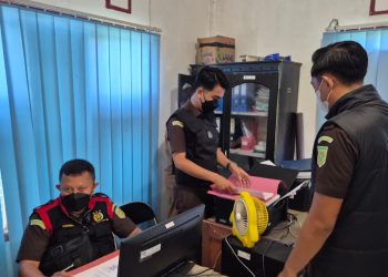 Jaksa Geledah Kantor Disdikbud Bangkep, Penyidik Sita Dokumen Penting Dugaan Korupsi