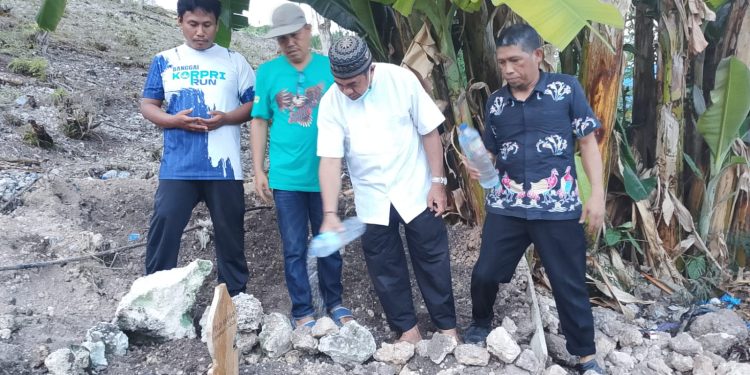 Tanpa Identitas, Jenazah yang Ditemukan di Luwuk Utara Dimakamkan secara Layak