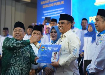 Resmi Jadi Anggota Kehormatan IKA PMII, Gubernur Anwar Hafid Ajak Alumni Bersinergi Membangun Sulteng