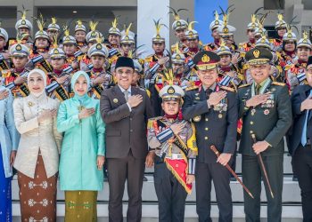 Pimpin HUT Bhayangkara ke-80, Gubernur Anwar Hafid Sambut Kapolda Sulteng yang Baru Naik Pangkat
